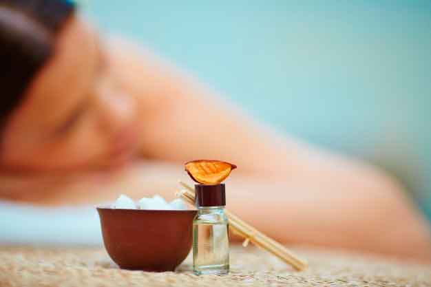 Aromaterapia faz uso de óleos essenciais